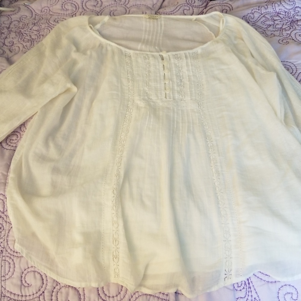 Lightweight blouse - Picture 3 of 3